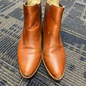 Nisola Everyday Chelsea boots -Size 8.5 brandy colour